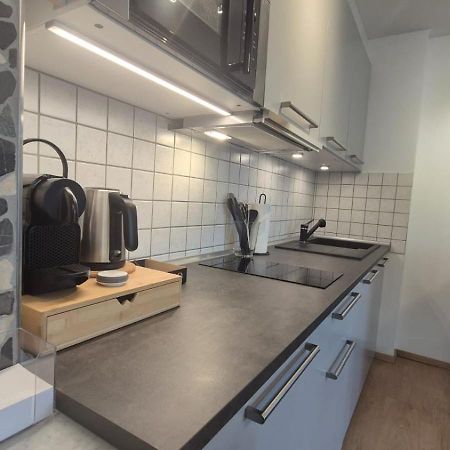 Apartment 1 Mit Terrasse Und Pkw-Stellplatz Leverkusen Ngoại thất bức ảnh