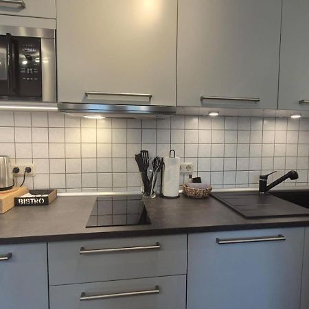 Apartment 1 Mit Terrasse Und Pkw-Stellplatz Leverkusen Ngoại thất bức ảnh